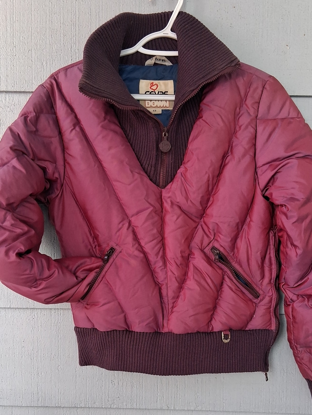 Retro Down Jacket With Knit Details